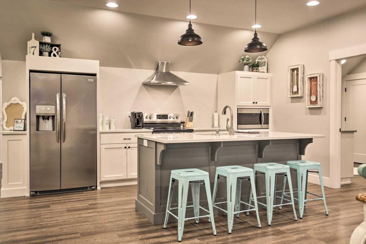 Chic Farmhouse With Creek In Heart Of Wine Country! McMinnville Eksteriør bilde